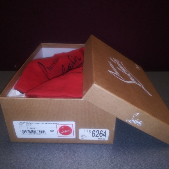 Louboutin pumps - Picture 3 of 8